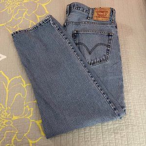 NWOT Men's Relaxed Fit Levi Jeans